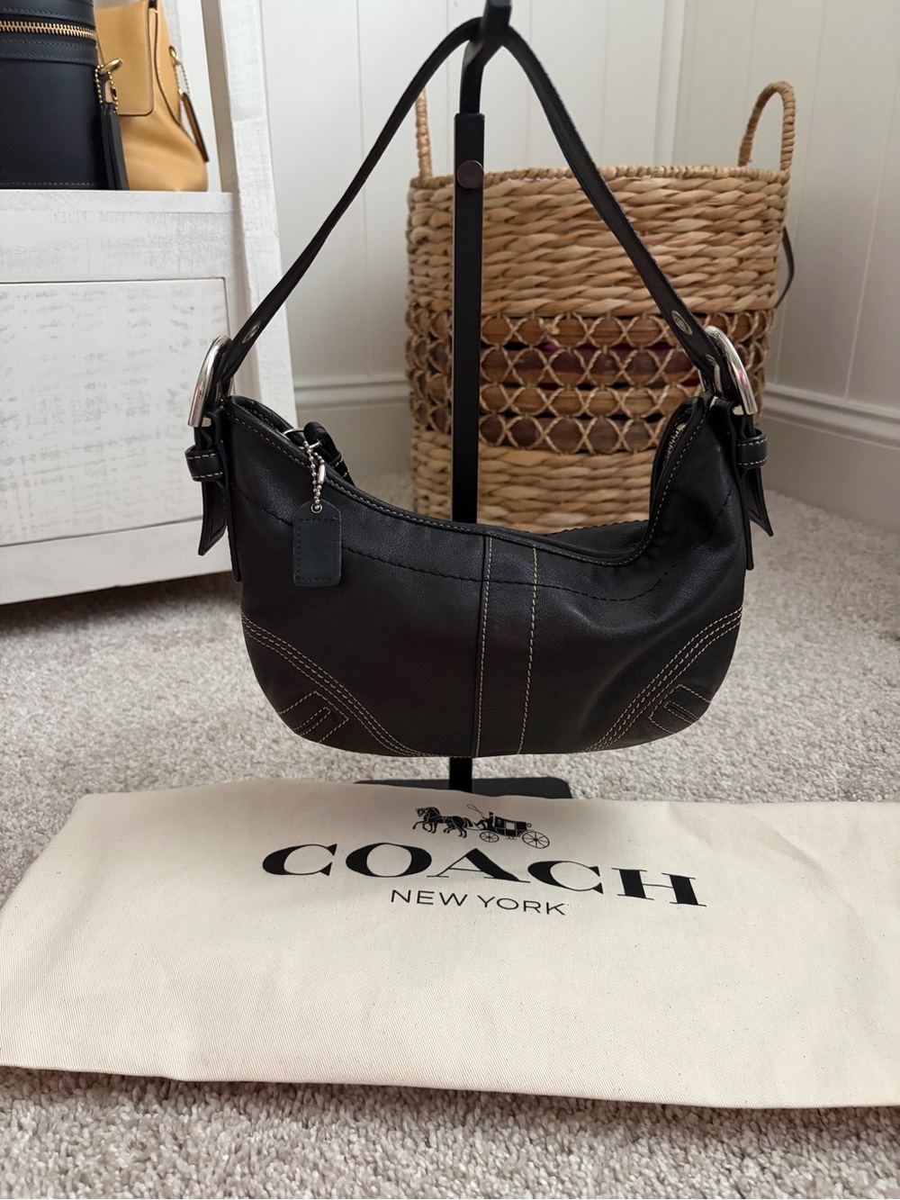 Vintage COACH SoHo Small HoBo Black Leather Shoulder #8A01